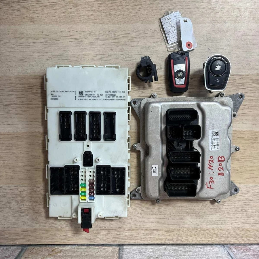2012 BMW 328i F30 N20 Engine Control Module DME ECU Set (7646763) – OEM