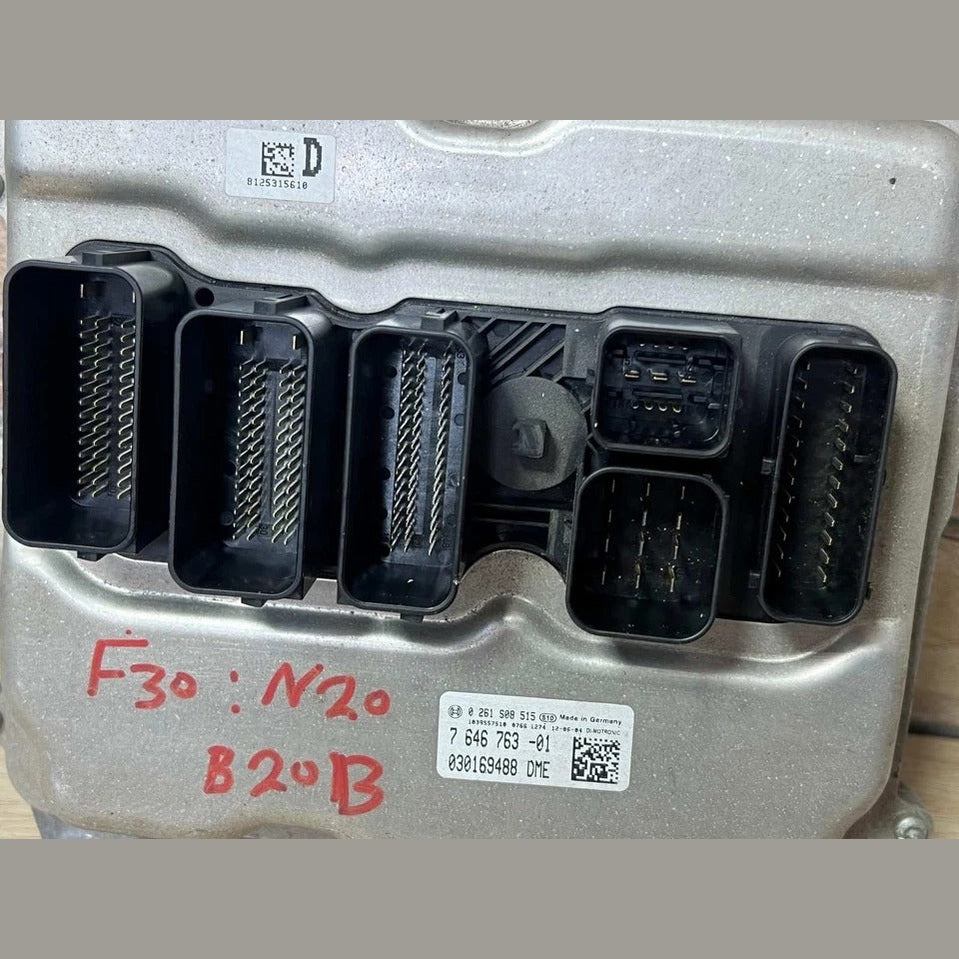 2012 BMW 328i F30 N20 Engine Control Module DME ECU Set (7646763) – OEM