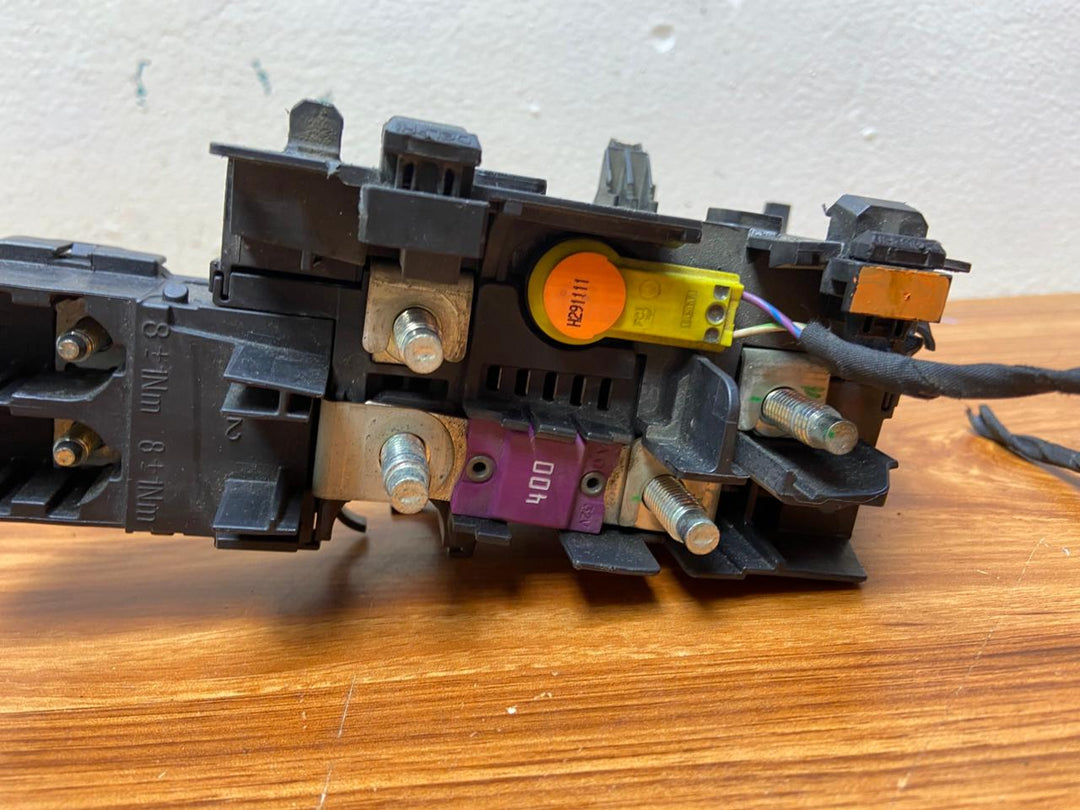 2013-2015 Mercedes-Benz ML350 ML W166 Engine Fuse Relay Junction Power Box A1665401550 OEM