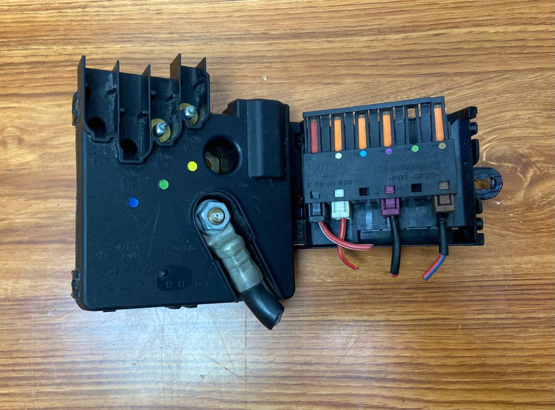 2013-2016 Mercedes-Benz GL450 Fuse Box A1665402150 GL X166 ML W166 OEM