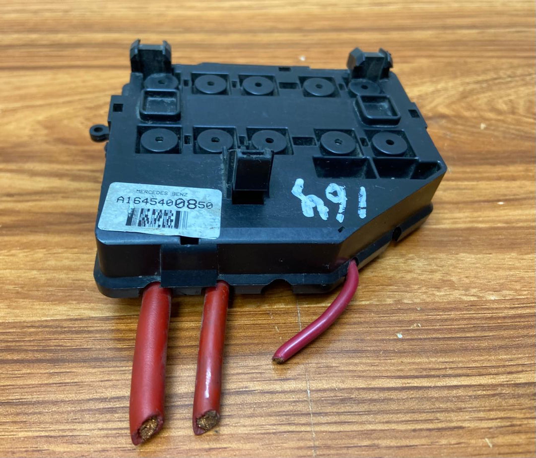 2010-2012 Mercedes-Benz GL350 Fuse Box Module A1645400850 GL-Class X164 OEM