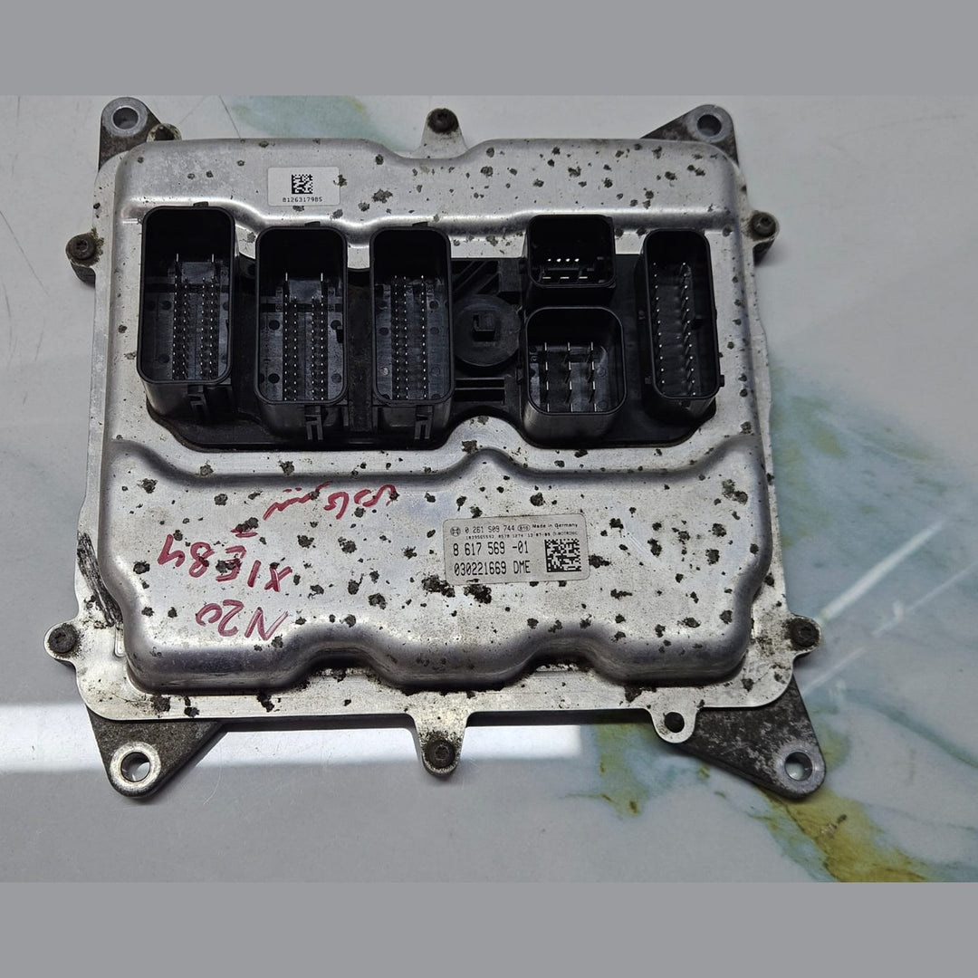 2012-2018 BMW X1 E84 N20 Manual Engine Control Module DME ECU ONLY 8617569 OEM USED