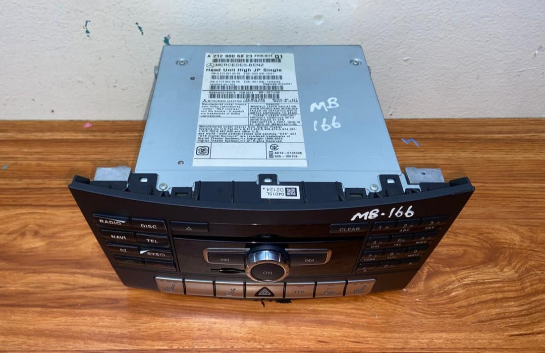 Mercedes-Benz Head Unit CD Player A2129006823 E-Class W212 OEM Radio Audio