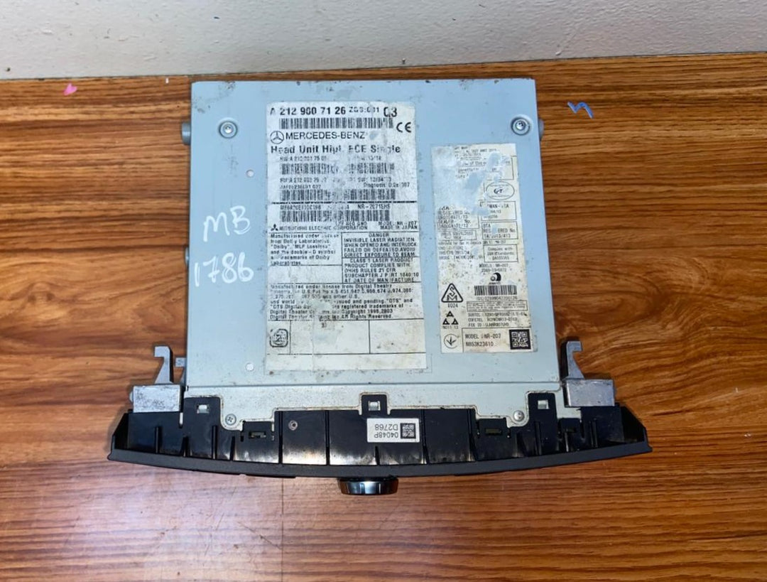 Mercedes-Benz Head Unit CD Player A2129007126 E-Class W212 OEM Radio Audio