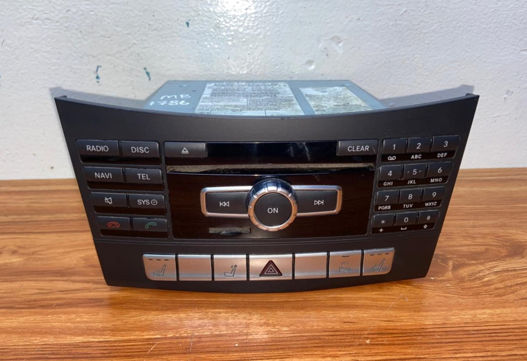 Mercedes-Benz Head Unit CD Player A2129007126 E-Class W212 OEM Radio Audio