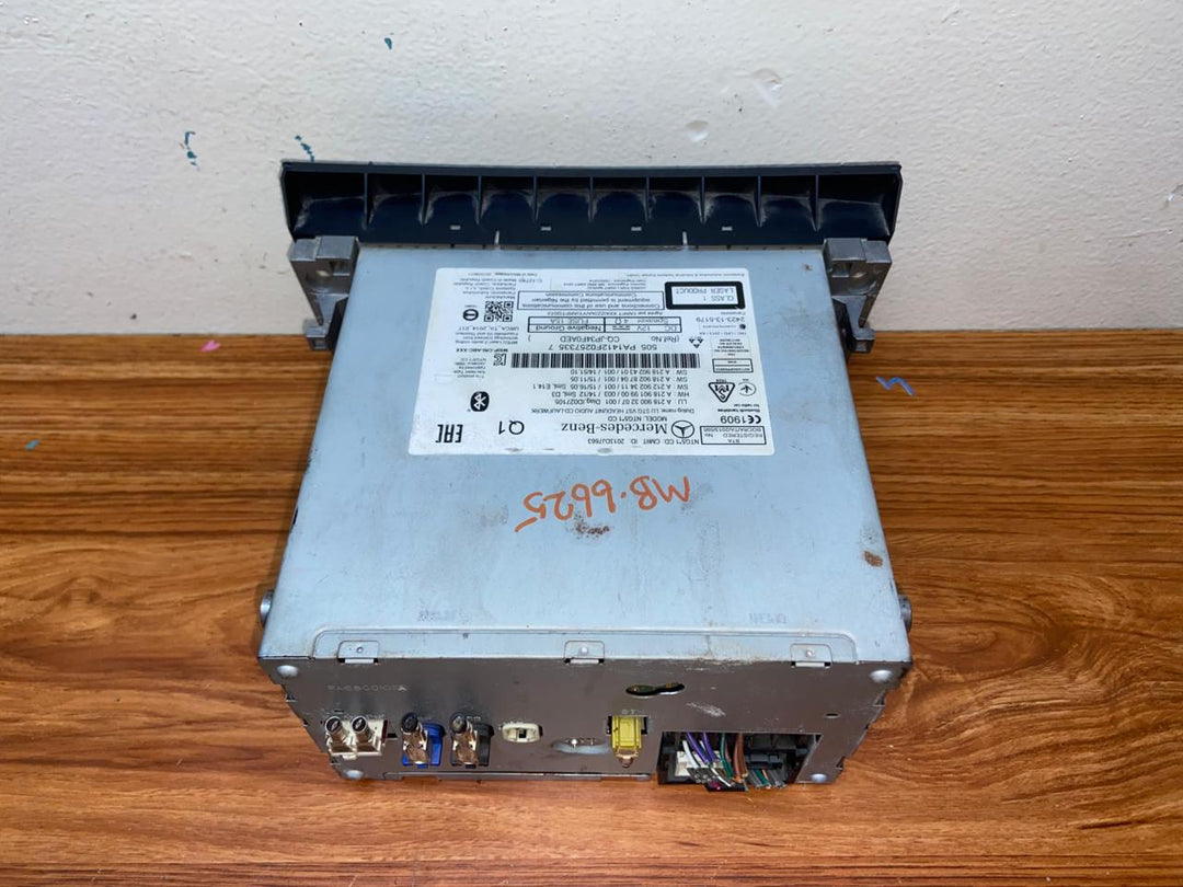 Mercedes-Benz Head Unit CD Player A2189003207 CLS-Class W218 OEM Radio Audio