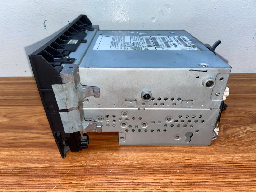 Mercedes-Benz Head Unit CD Player A2189008402 CLS-Class W218 OEM Radio Audio