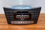 Bild in die Galerieansicht laden, Mercedes-Benz Head Unit CD Player A2129008428 E-Class W212 OEM Radio Audio