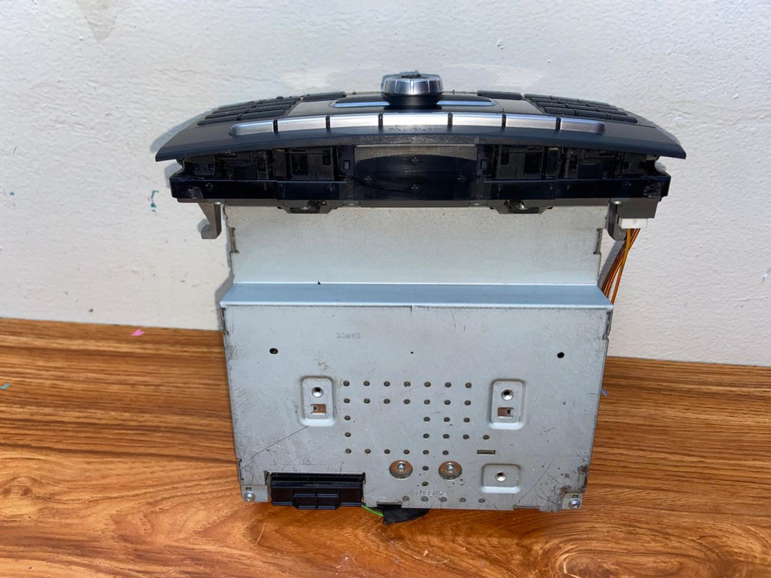Mercedes-Benz Head Unit CD Player A2129008624 E-Class W212 OEM Radio Audio