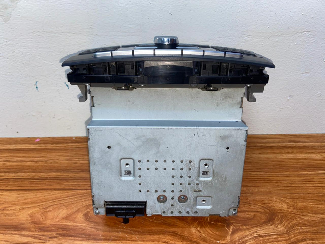 Mercedes-Benz Head Unit CD Player A2129002423 E-Class W212 OEM Radio Audio