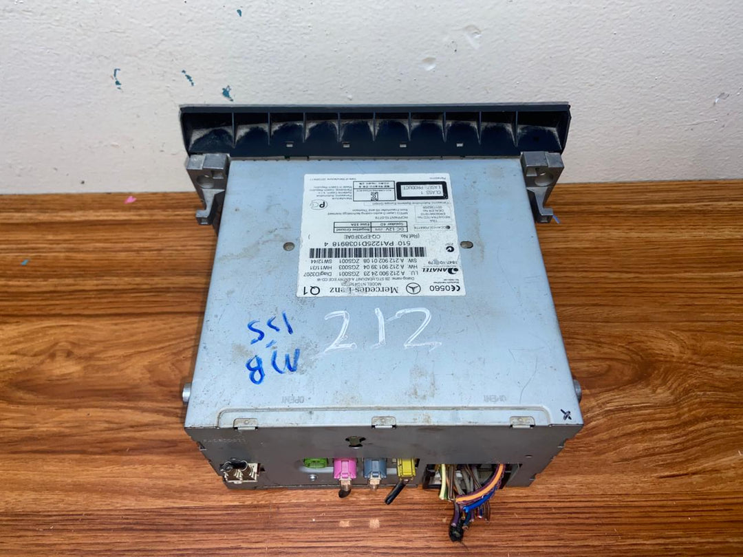 Mercedes-Benz Head Unit CD Player A2129002423 E-Class W212 OEM Radio Audio