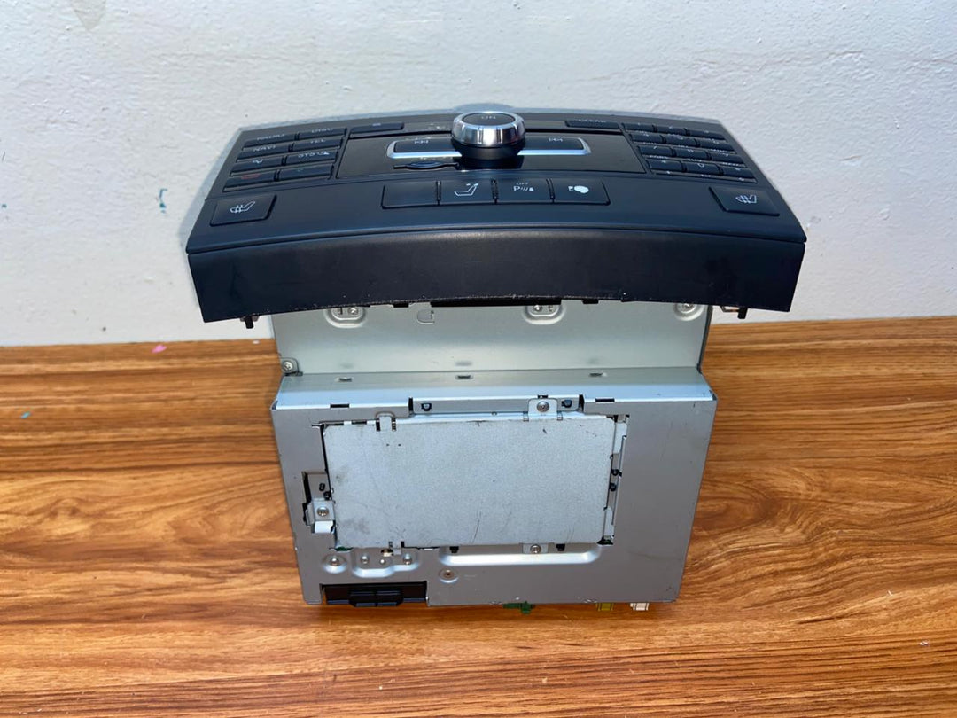 Mercedes-Benz Head Unit CD Player A2129005518 E-Class W212 OEM Radio Audio