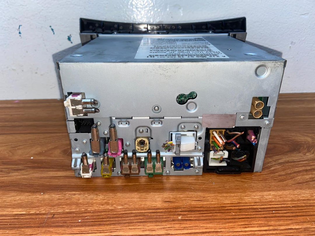 Mercedes-Benz Head Unit CD Player A2129005713 E-Class W212 OEM Radio Audio