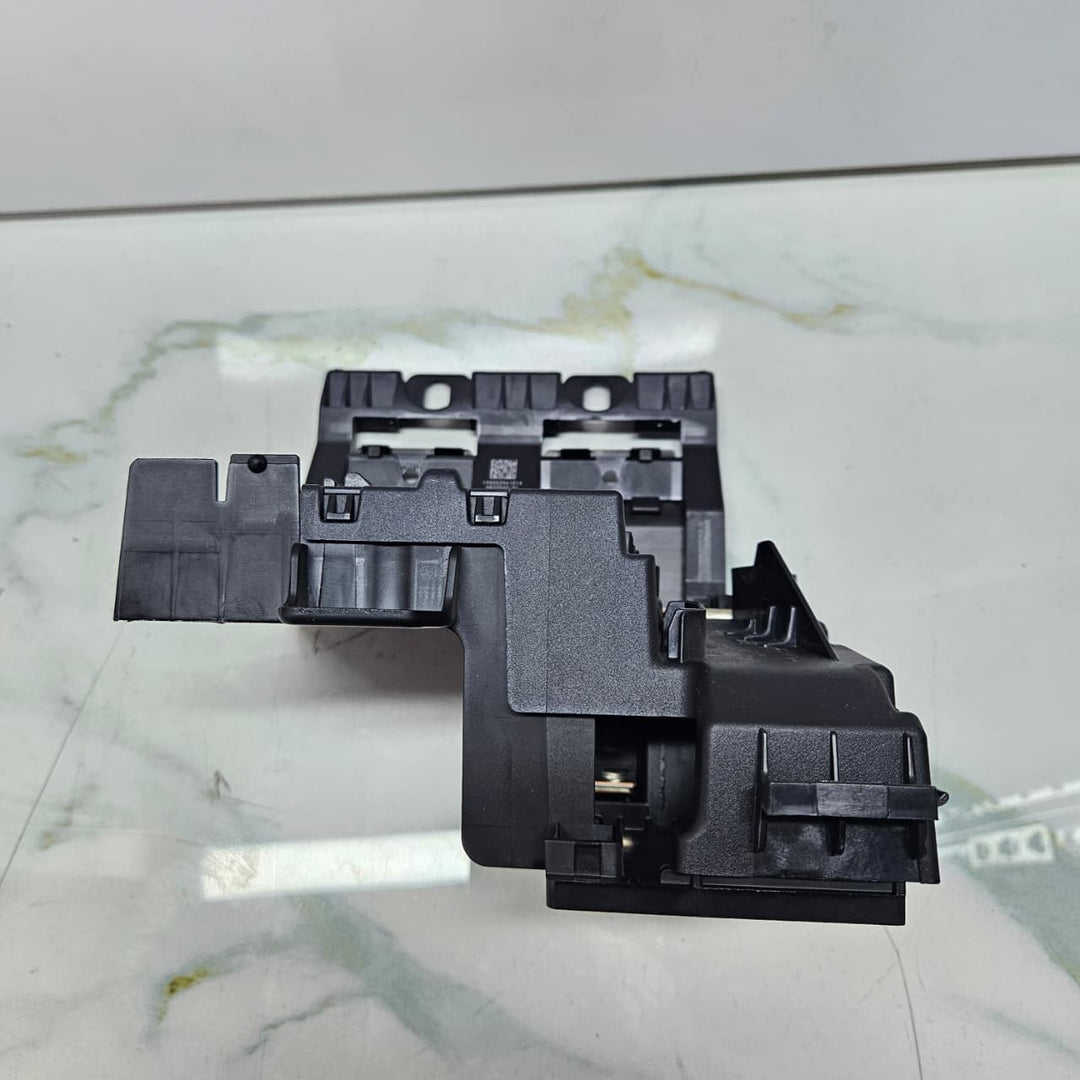 Genuine BMW 5 Series G30 G31 Power Distribution Box Rear 6822560 Brand New