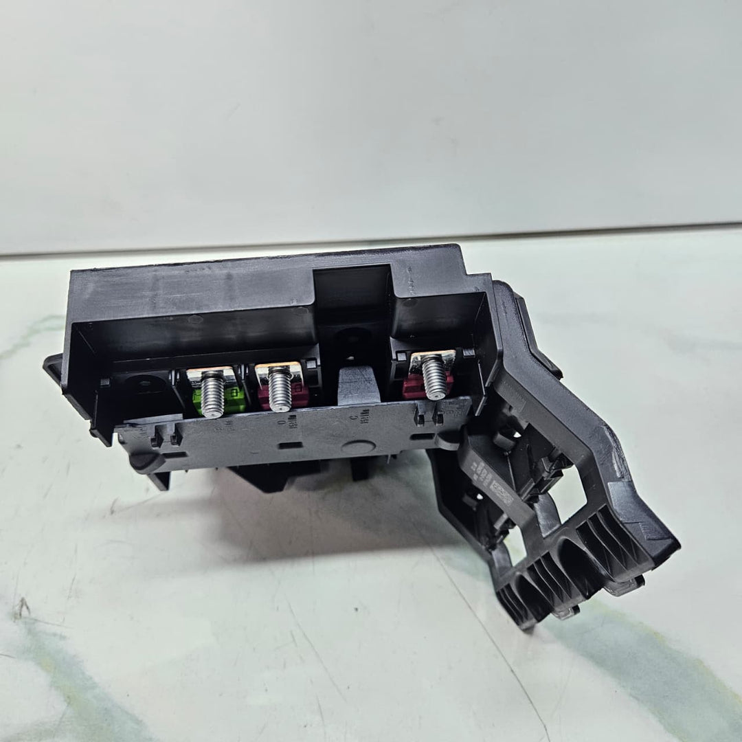 Genuine BMW 5 Series G30 G31 Power Distribution Box Rear 6822560 Brand New