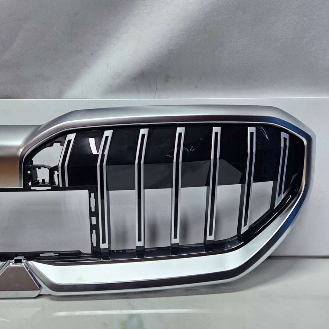Genuine 2024-2026 BMW 5 Series i5 G60 Front Bumper Upper Radiator Grille 5A017A9