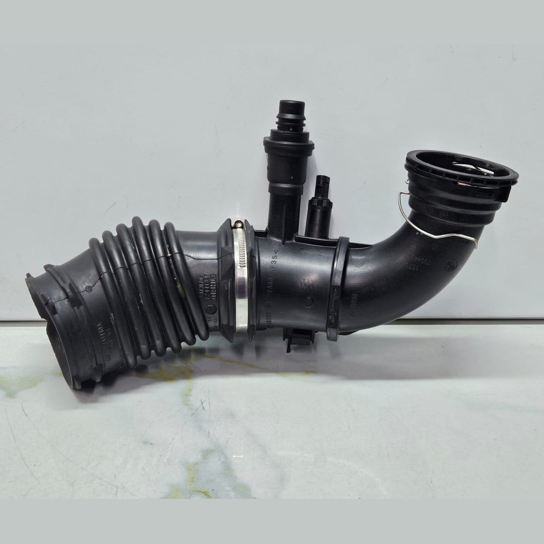 2021 BMW M850i xDrive G11 G12 LCI Left Air Intake Hose Pipe 7934485 OEM USED