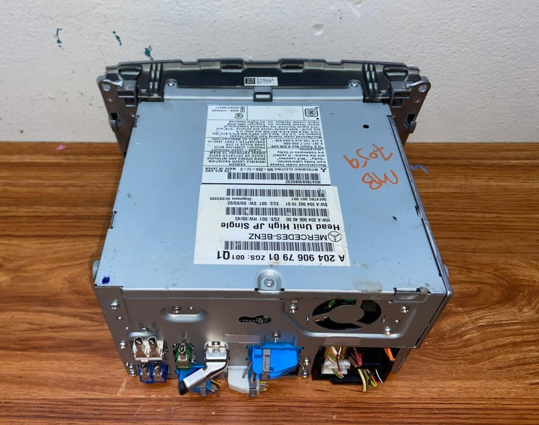 Mercedes-Benz Head Unit CD Player A2049067901 C-Class W204 OEM Radio Audio