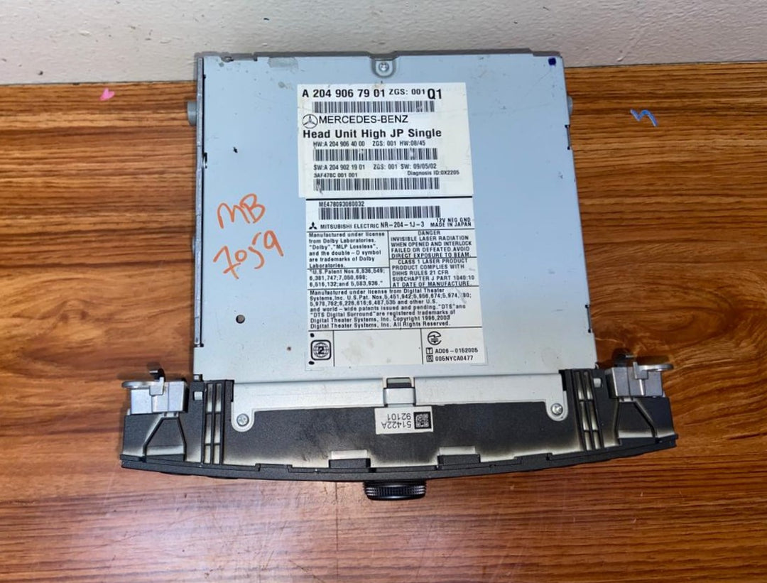Mercedes-Benz Head Unit CD Player A2049067901 C-Class W204 OEM Radio Audio