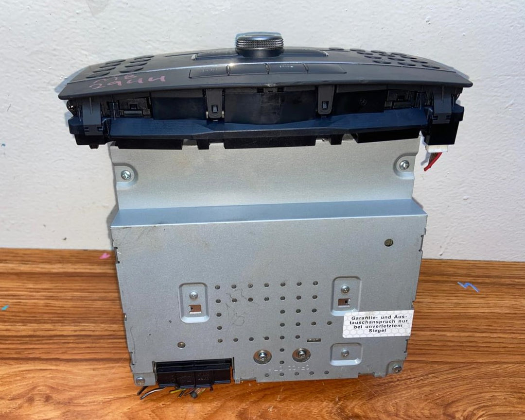 Mercedes-Benz Head Unit CD Player A2048700296 C-Class W204 OEM Radio Audio