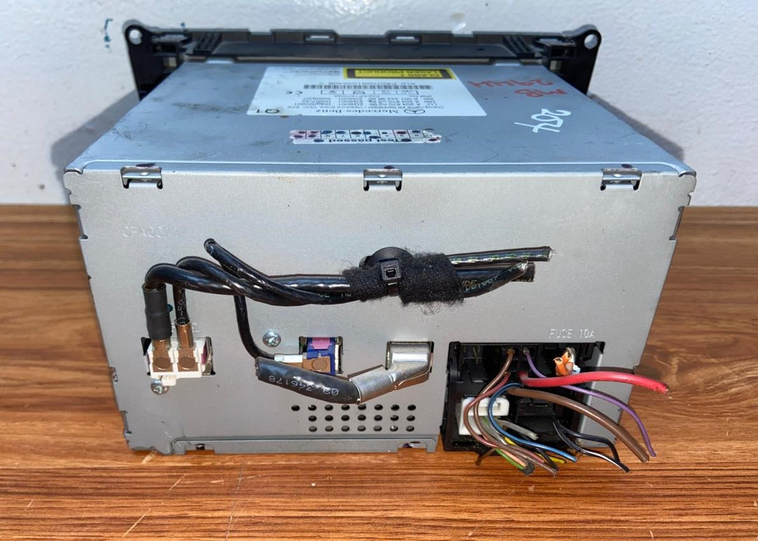 Mercedes-Benz Head Unit CD Player A2048700296 C-Class W204 OEM Radio Audio
