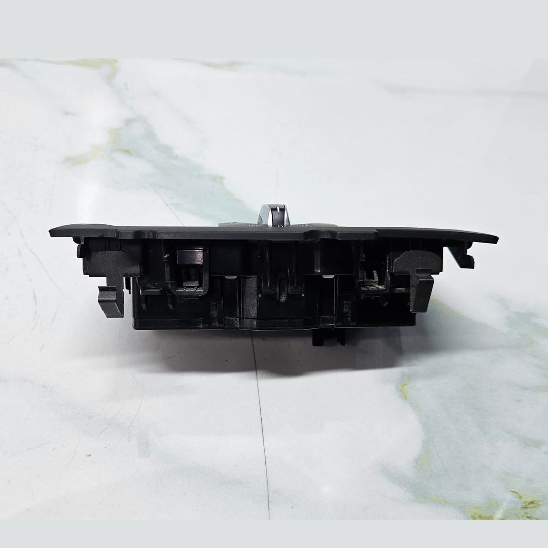 BMW X5 F15 X6 F16 RHD Headlight Control Switch 6824888 OEM USED
