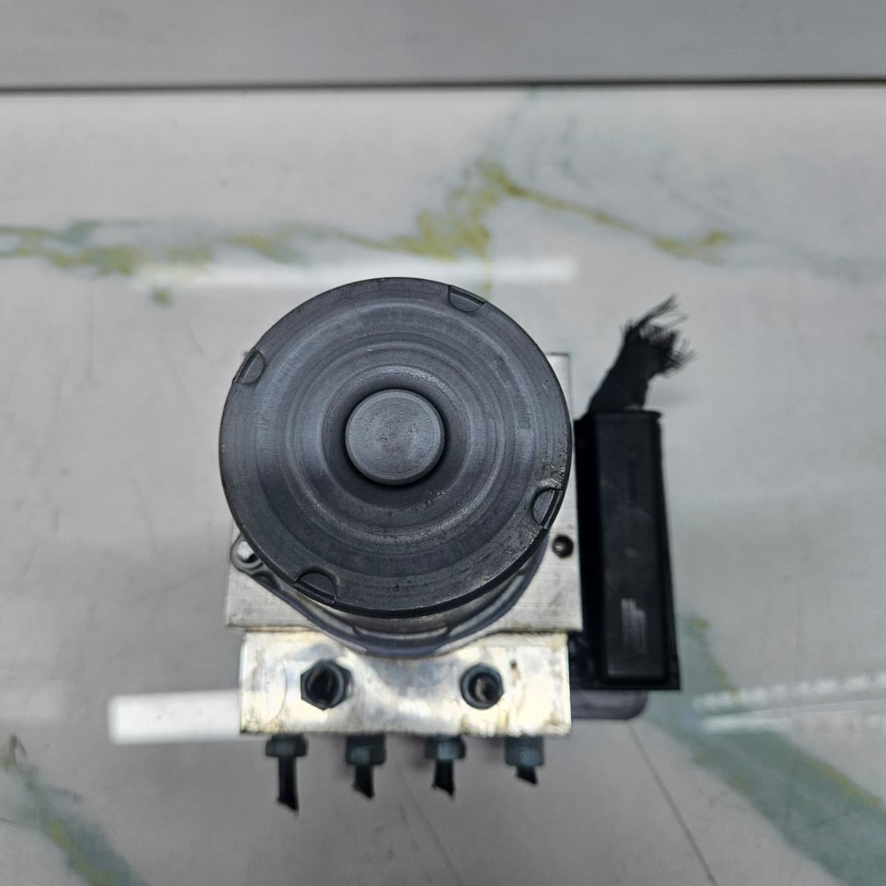 2012-2016 BMW 5 Series F10 F11 535i ABS Pump Control Module 6865852 OEM