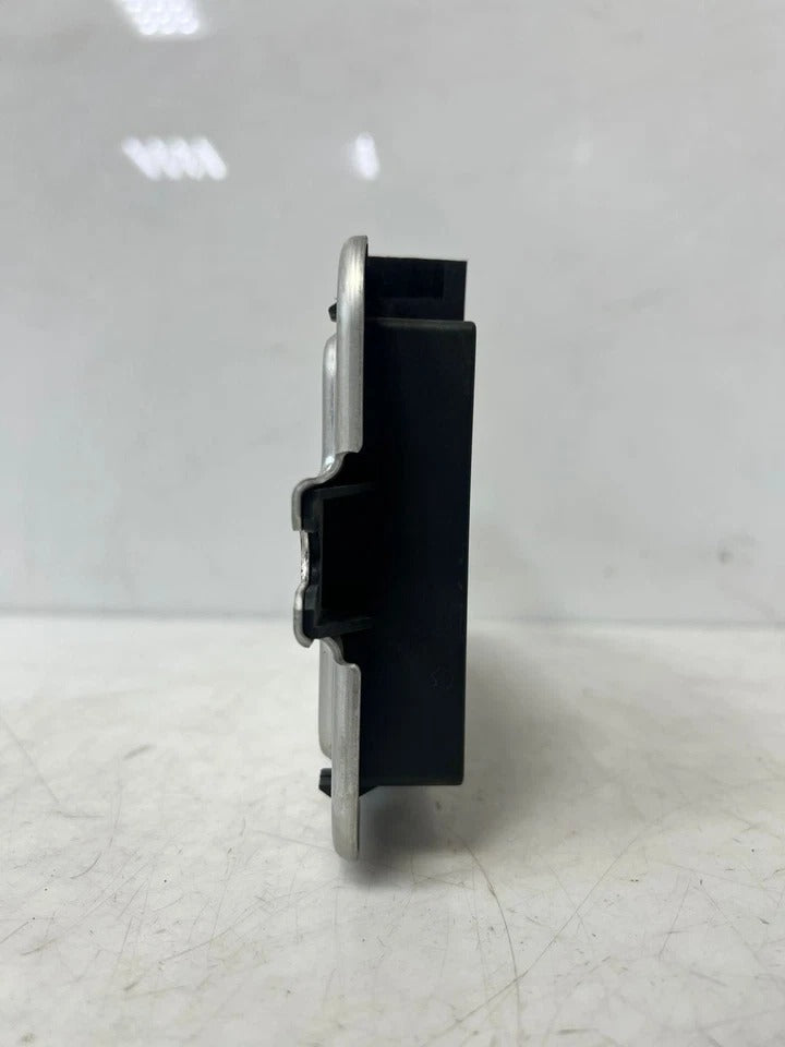 2011–2017 BMW X3 F25 X4 F26 FRM3 Footwell Light Control Module (9286157) – OEM