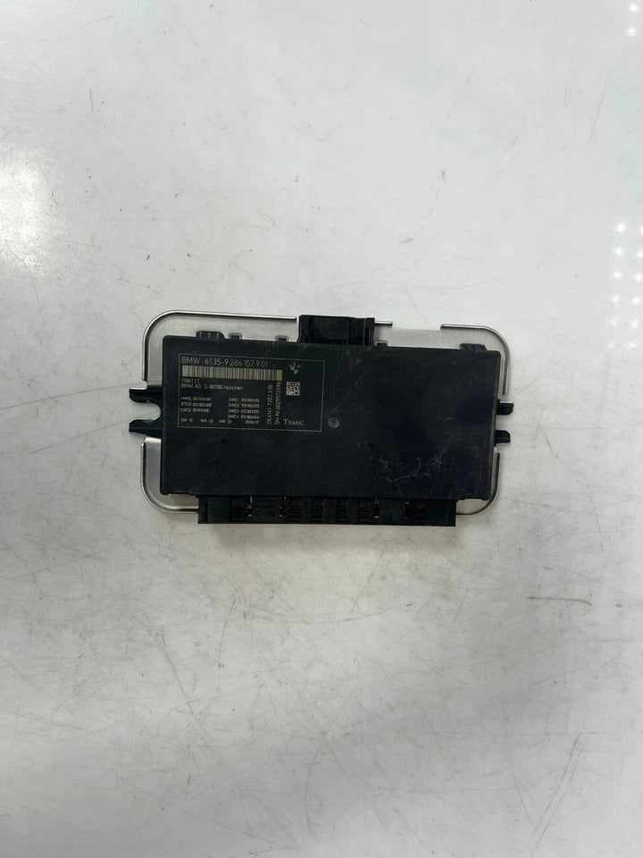2011–2017 BMW X3 F25 X4 F26 FRM3 Footwell Light Control Module (9286157) – OEM