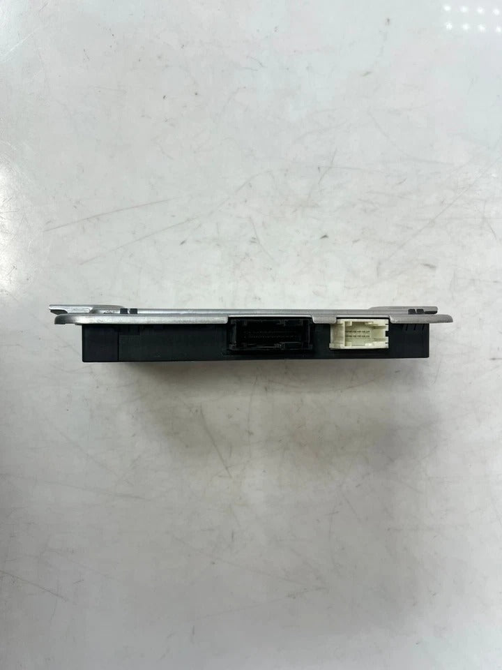 2011–2015 BMW F01 F02 F07 F10 F11 F25 528i 535i FRM3 Footwell Module (9251976) – OEM