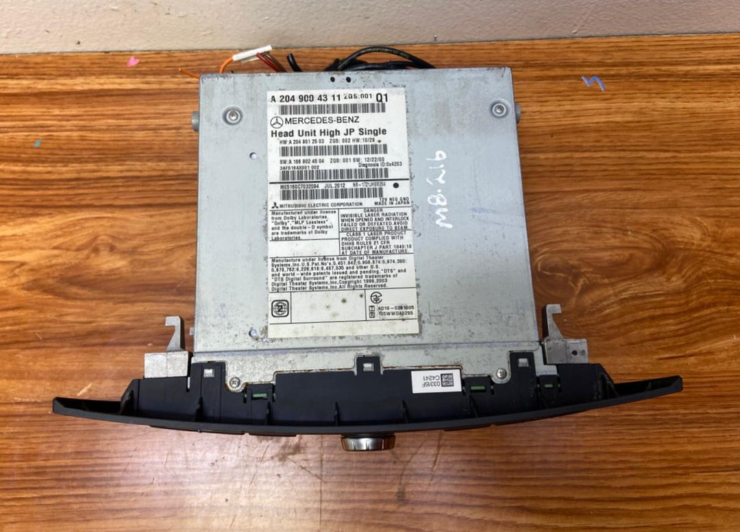 Mercedes-Benz Head Unit CD Player A2049004311 C-Class W204 OEM Radio Audio