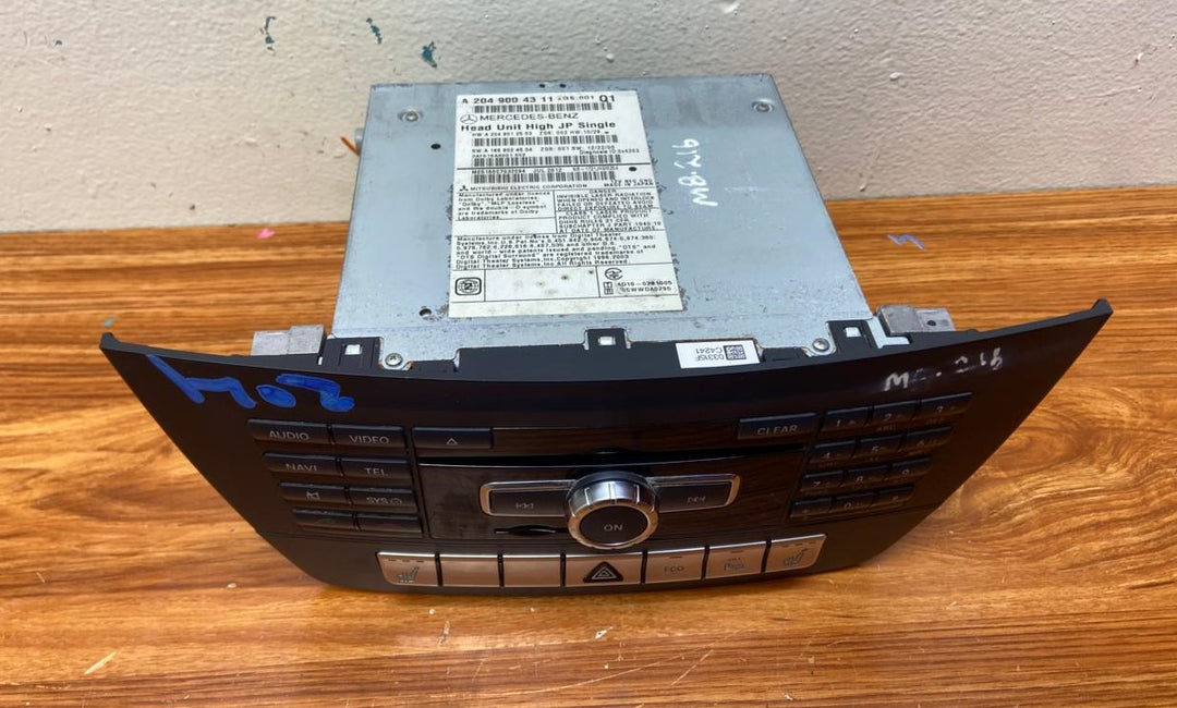 Mercedes-Benz Head Unit CD Player A2049004311 C-Class W204 OEM Radio Audio