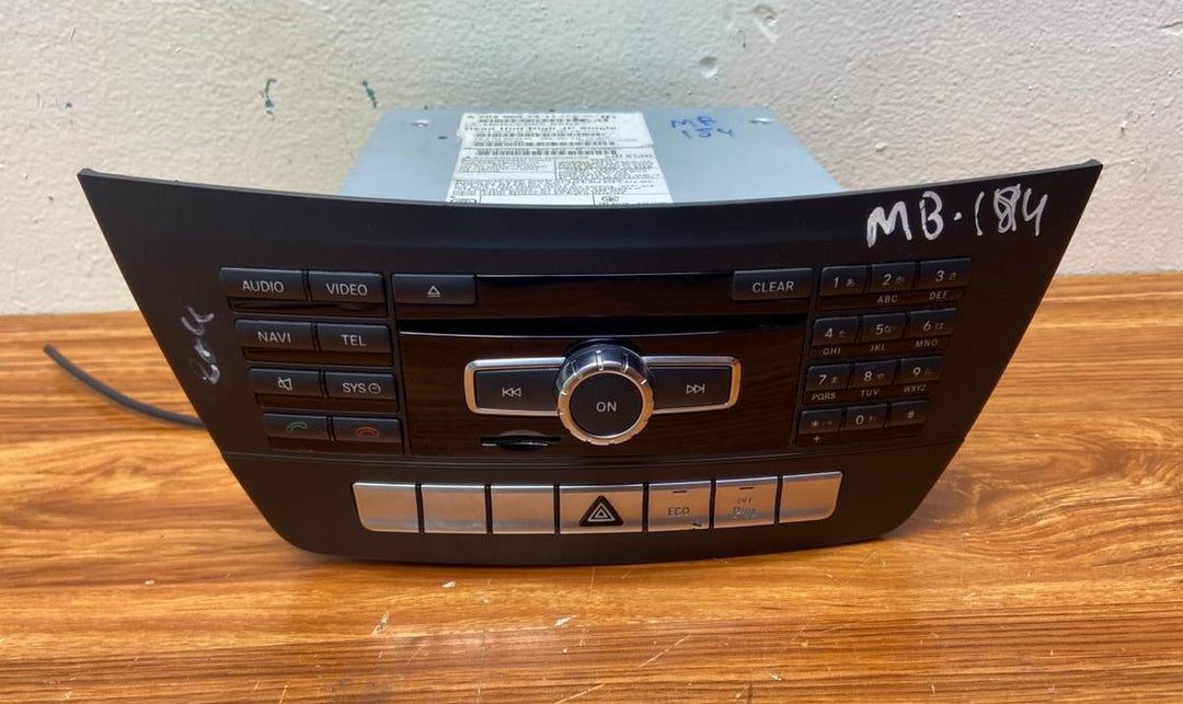 Mercedes-Benz Head Unit CD Player A2049007411 C-Class W204 OEM Radio Audio