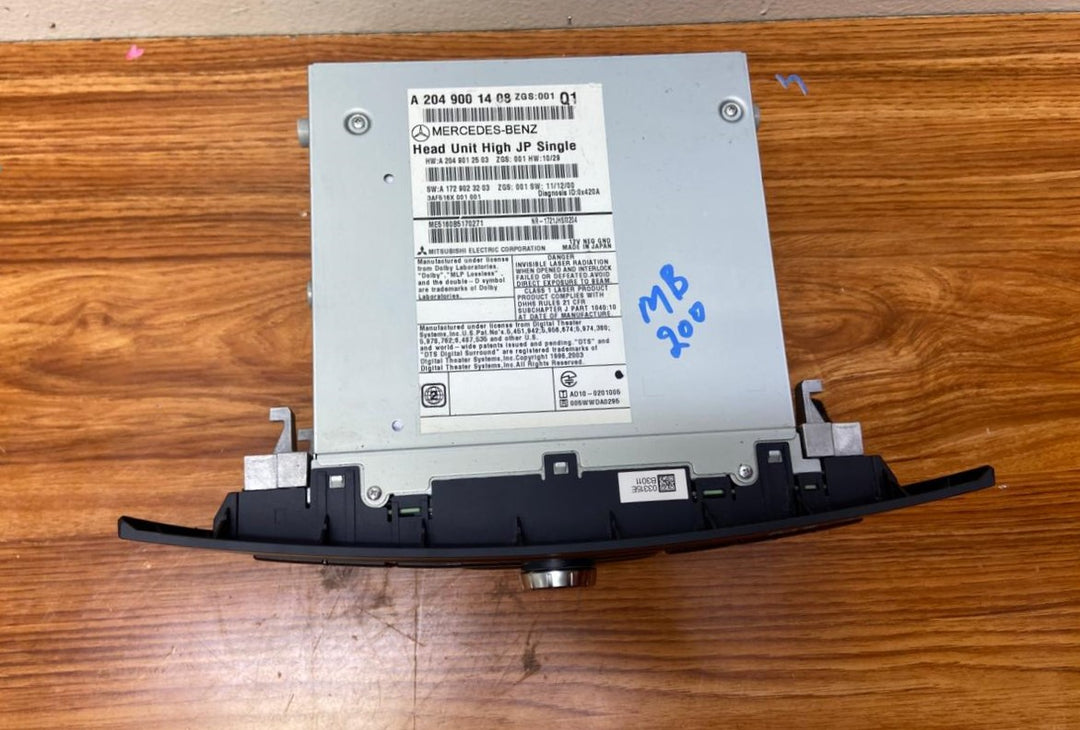 Mercedes-Benz Head Unit CD Player A2049001408 C-Class W204 OEM Radio Audio
