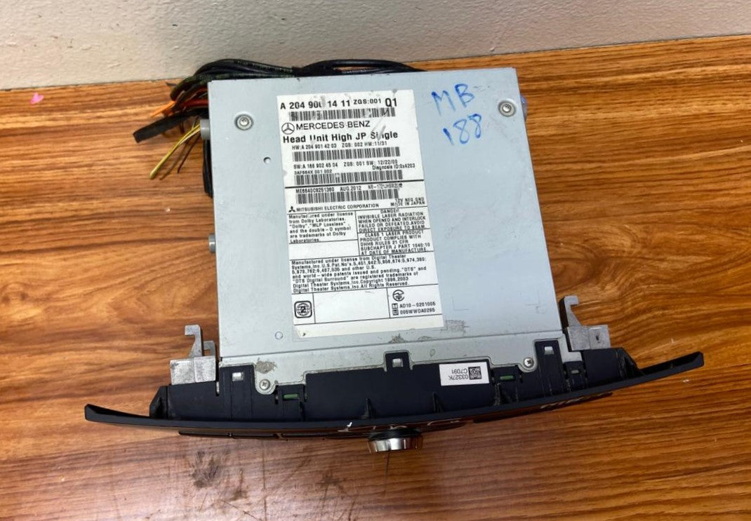 Mercedes-Benz Head Unit CD Player A2049001411 C-Class W204 OEM Radio Audio