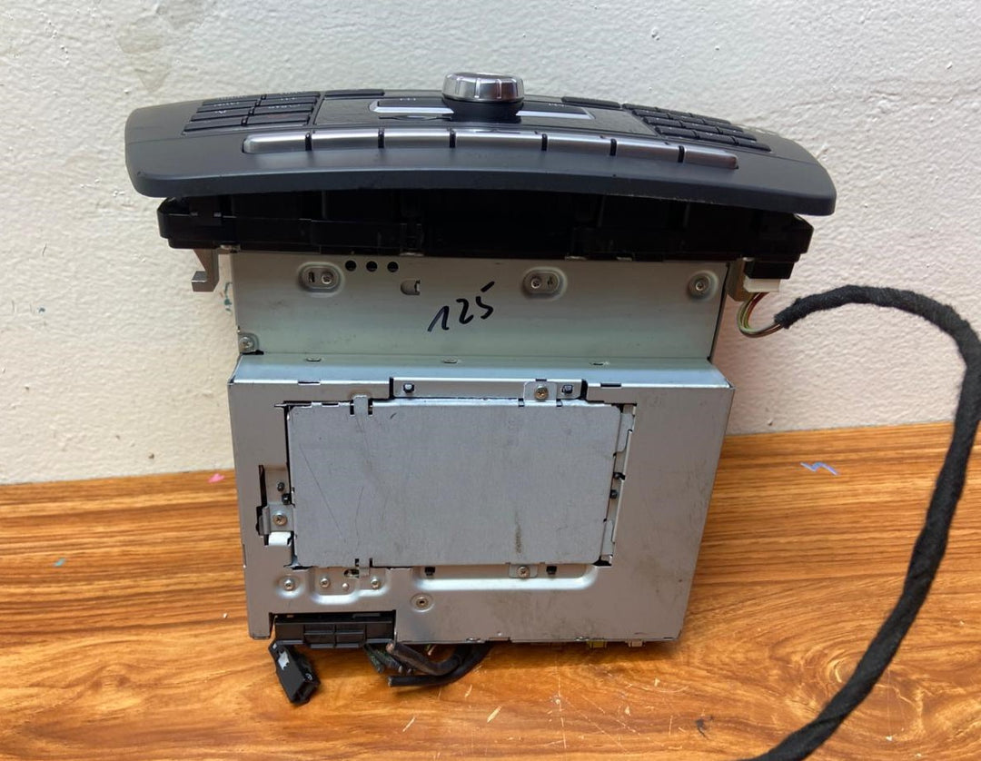Mercedes-Benz Head Unit CD Player A2049006308 C-Class W204 OEM Radio Audio