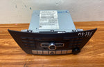 قم بتحميل الصورة إلى عارض الصور، Mercedes-Benz Head Unit CD Player A2049000208 C-Class W204 OEM Radio Audio