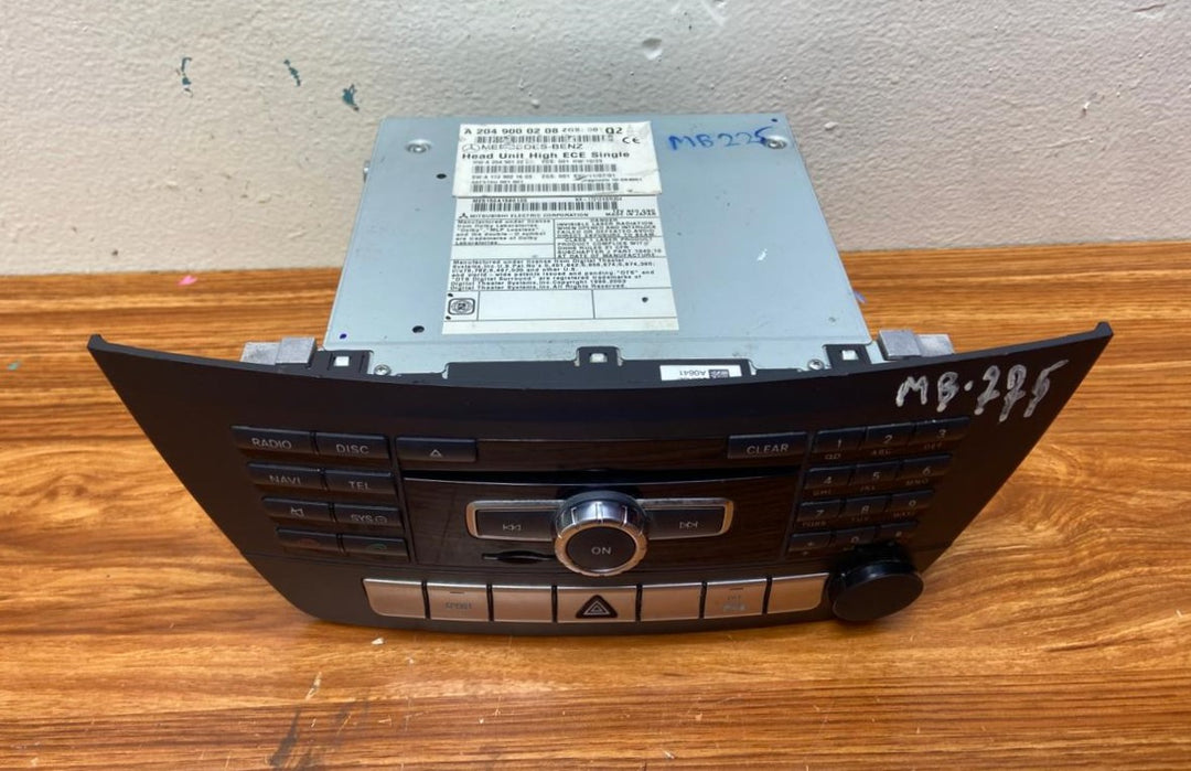 Mercedes-Benz Head Unit CD Player A2049000208 C-Class W204 OEM Radio Audio