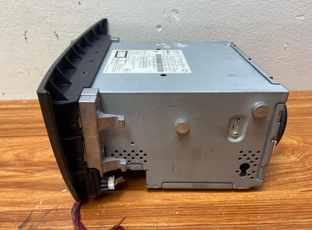 Mercedes-Benz Head Unit CD Player A2049002013 C-Class W204 OEM Radio Audio