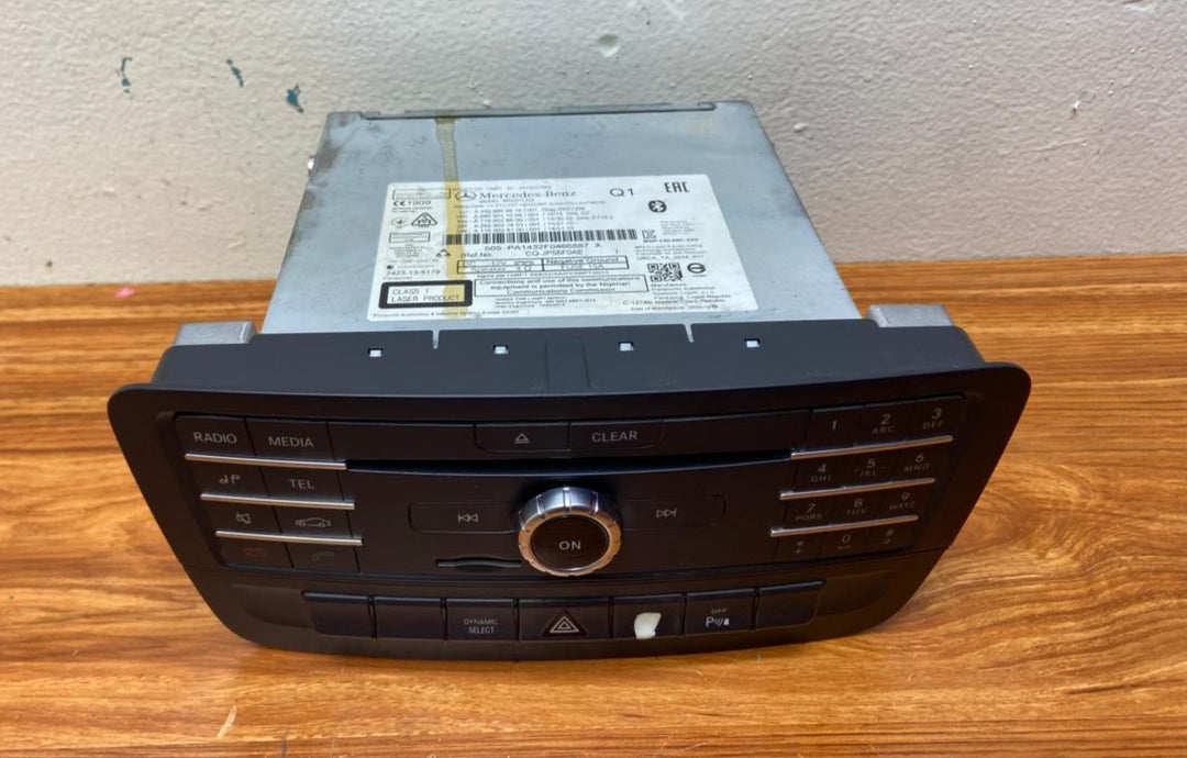 Mercedes-Benz Head Unit CD Player A2469009816 A-Class W246 B-Class OEM Radio Audio