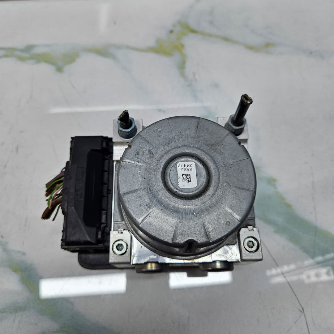 BMW 1 Series BMW F33 F34 F36 F22 F23 ABS Anti-Lock Brake Module 6887510 OEM