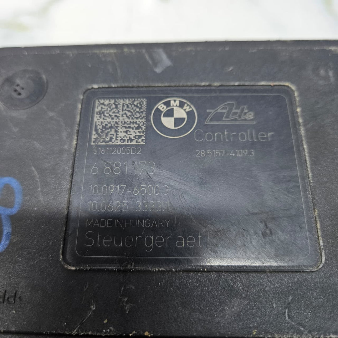 2018 BMW 320i F30 F31 F32 ABS Pump Control Module 6881172 OEM