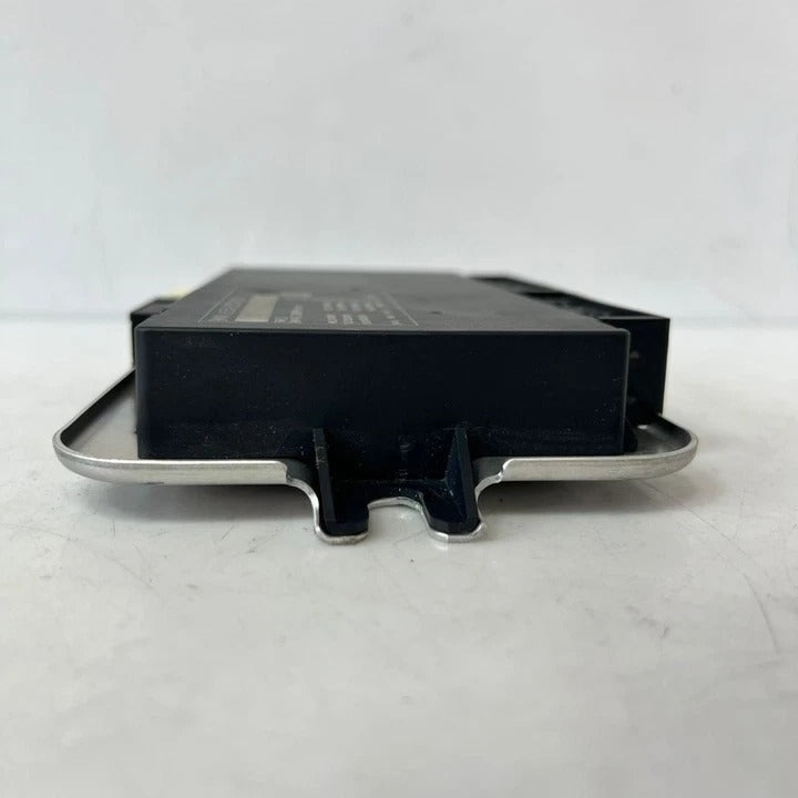 BMW FRM III F01 F02 F04 F07 Xenon Footwell Light Control Module (9225712) – OEM