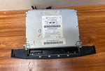 Bild in die Galerieansicht laden, Mercedes-Benz Head Unit CD Player A2118703690 E-Class W211 OEM Radio Audio