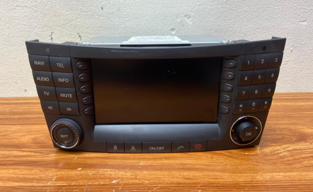 Mercedes-Benz Head Unit CD Player A2118703690 E-Class W211 OEM Radio Audio