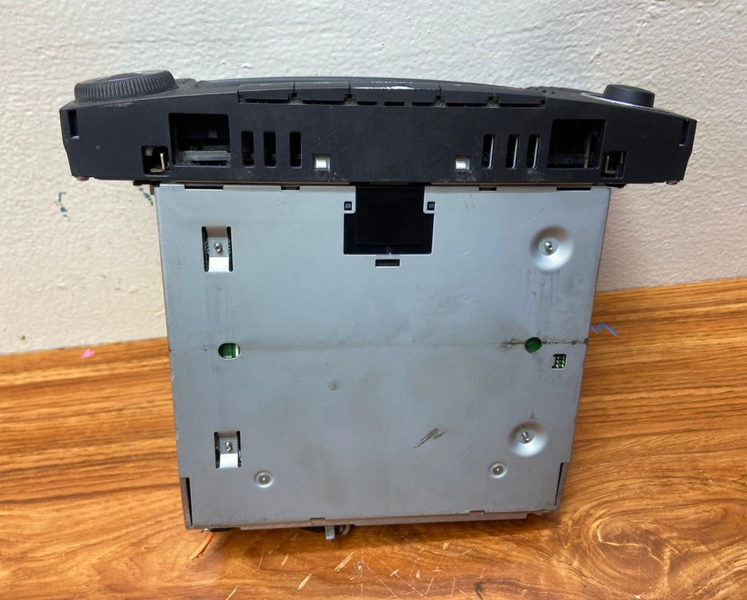 Mercedes-Benz Head Unit CD Player A2118704690 E-Class W211 OEM Radio Audio
