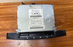 Bild in die Galerieansicht laden, Mercedes-Benz Head Unit CD Player A2118704690 E-Class W211 OEM Radio Audio
