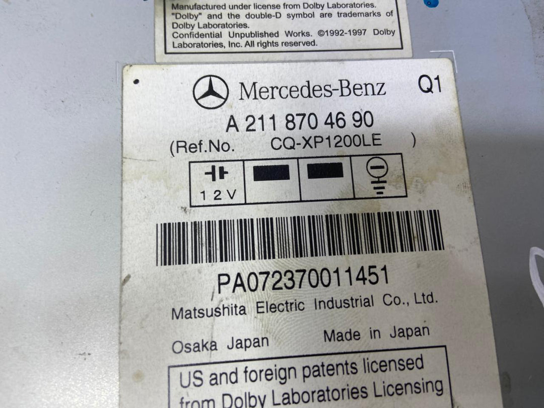 Mercedes-Benz Head Unit CD Player A2118704690 E-Class W211 OEM Radio Audio