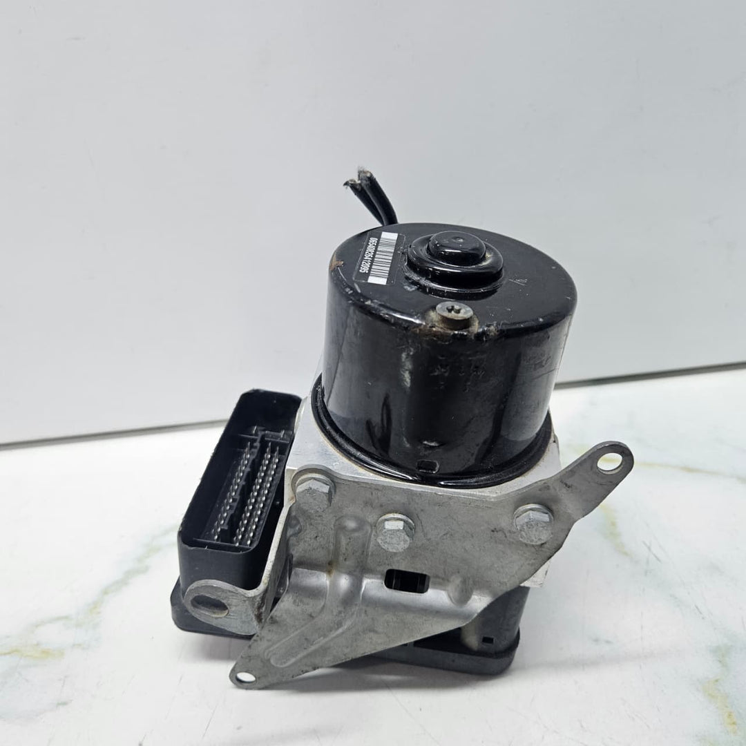 OEM BMW 1 3 Series E87 E90 E91 E92 ABS Brake Pump Control Module 6787837