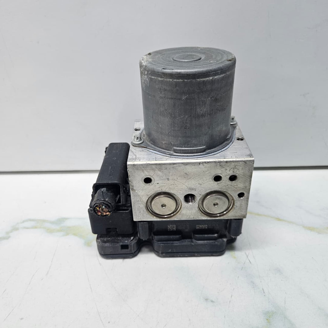 BMW F10 F11 F01 F06 ABS Hydraulic Pump Control Module 6868339 OEM